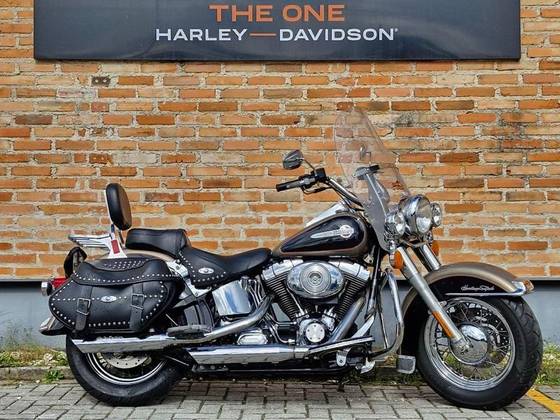 HARLEY-DAVIDSON SOFTAIL HERITAGE CLASSIC 